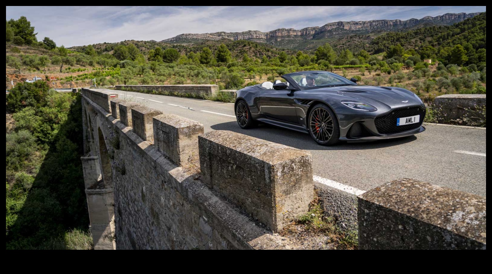 סונטות מכוניות-על: הסימפוניה המלודית של מנועי מכוניות ספורט