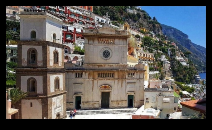 Mediterranean Marvels: חקר מטבח חוף איטלקי