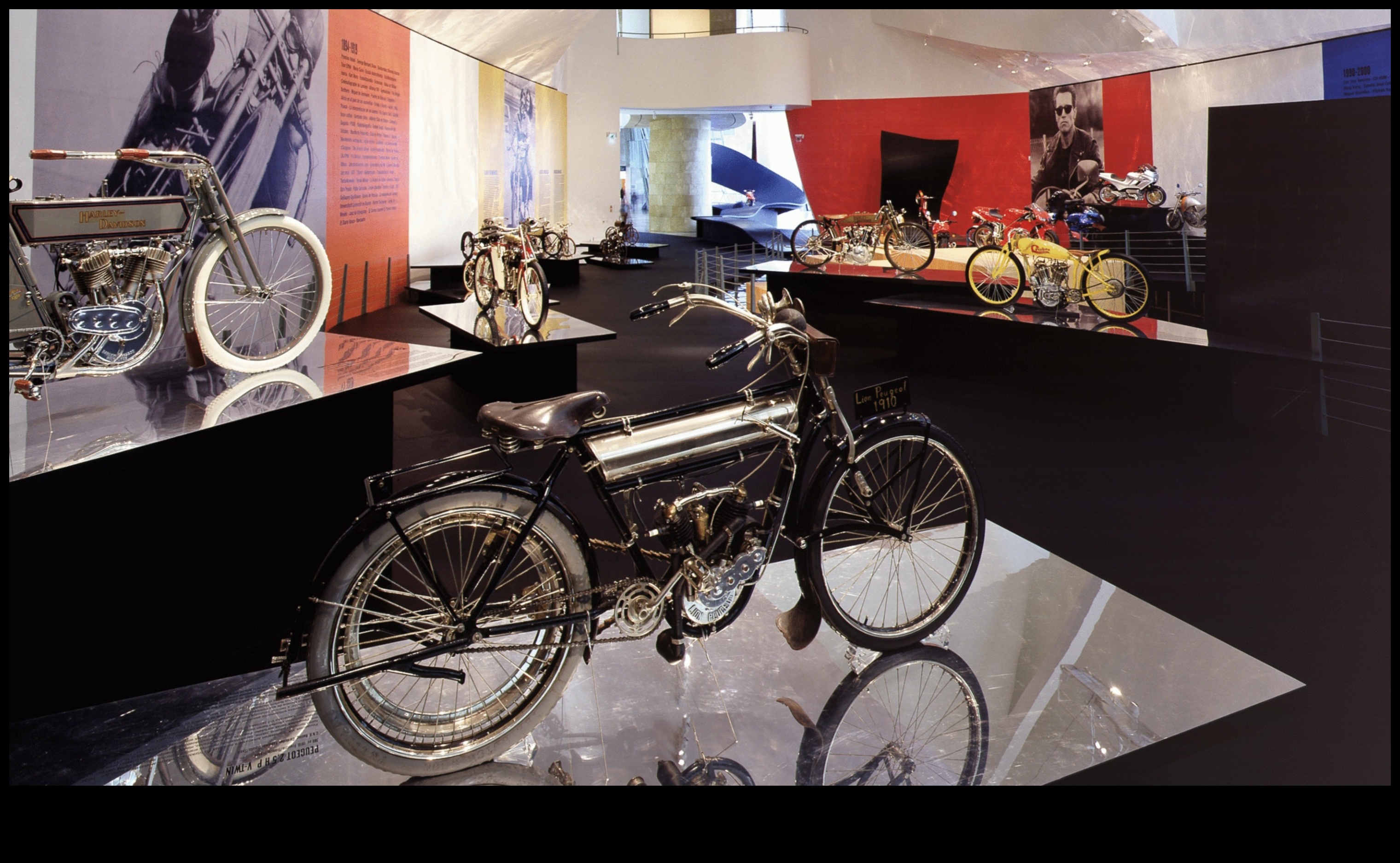 מוזה לאופנוע: ההשראות האמנותיות מאחורי עיצובי אופניים