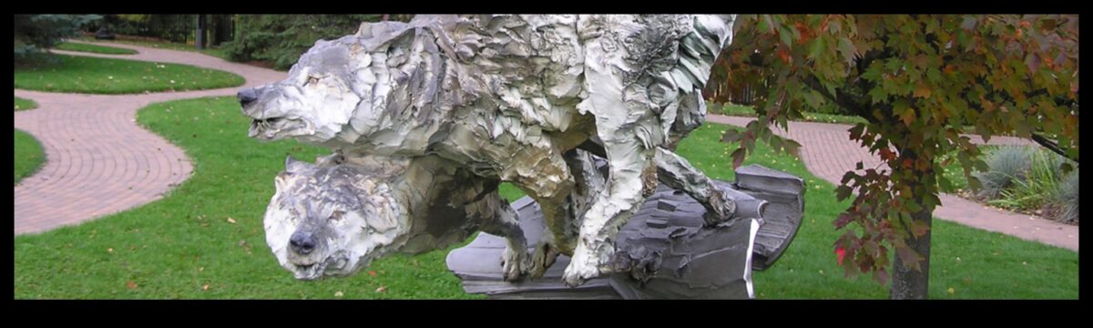 חזות אמנותית: ניווט בקסמי הפיסול בחוץ