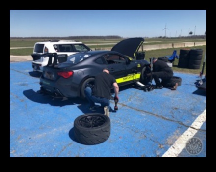 דיוק ביצועים: מכוניות ספורט ואומנות הטיפול המופתי